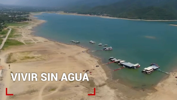 Vivir sin agua Presa La Boca bajos niveles.jpg