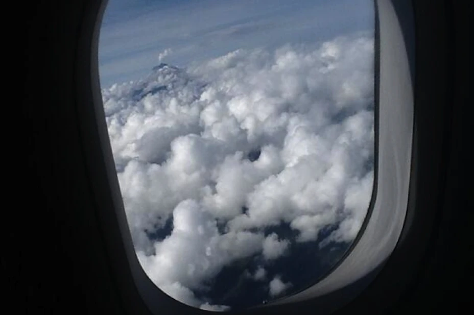 El volcán Popocatépetl continúa con actividad elevada