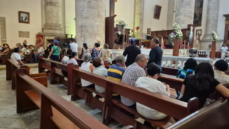 Yucatecos se preparan para confesarse esta Noche Buena.
