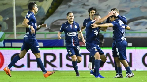 CHIVAS