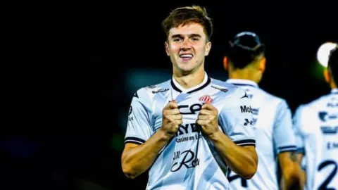 Agust&iacute;n Palavecino Cruz Azul