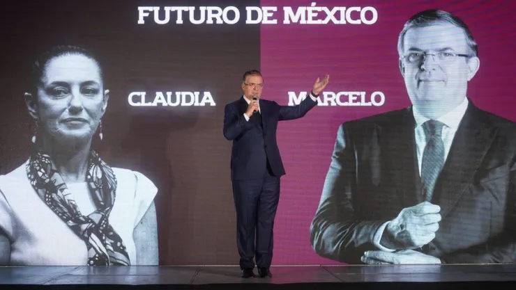 “Exijo que deje de simular": Marcelo Ebrard da ultimátum a Morena sobre encuestas a favor de Sheinbaum