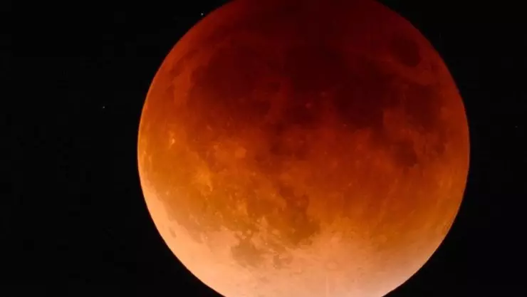 luna de sangre 2021.jpg