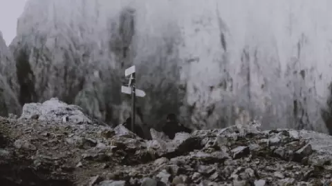 PORTADA estudiantes sin lengua ni ojos.jpg