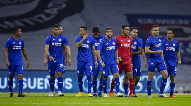 Elías Hernández saldría de Cruz Azul y llegaría cedido a Chivas para el próximo torneo
