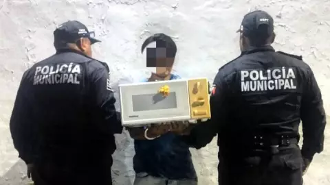 Detienen a hombre por el presunto robo a casa habitación en Progreso Por presunto robo a casa habitación, detienen a un hombre en Progreso