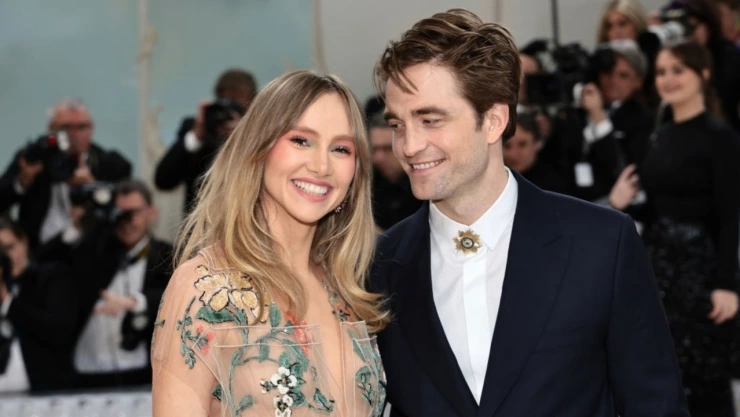 Suki Waterhouse dice con orgullo que Robert Pattinson es el mejor padre