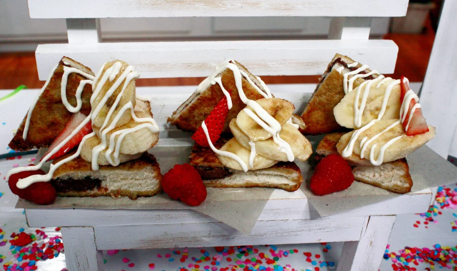 Pan francés gigante con avellana y café