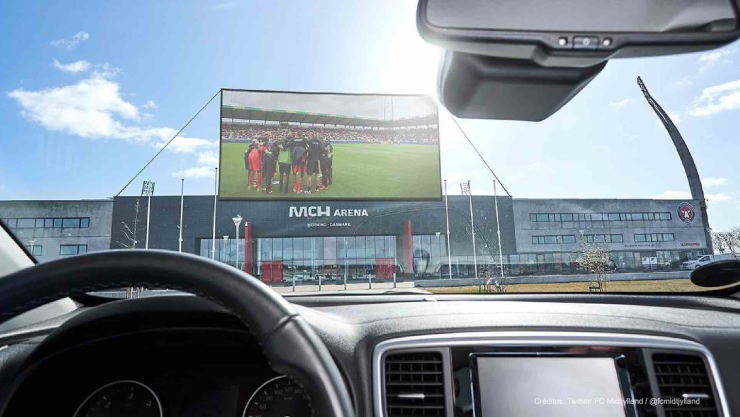 autocinema estadio coronavirus.jpg