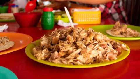 Tacos de carnitas estilo Michoacán