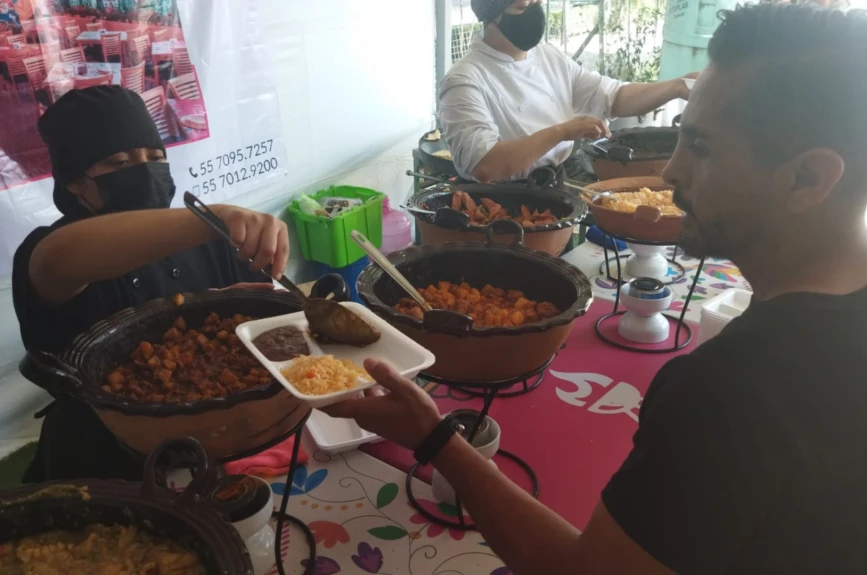 Ricos y deliciosos platillos tuvimos en el centro de acopio
