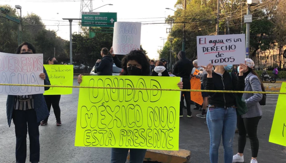 Bloqueo en el eje central Lázaro Cárdenas
