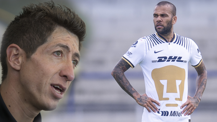 Pikolín Palacios en conferencia - Dani Alves jugando con los Pumas