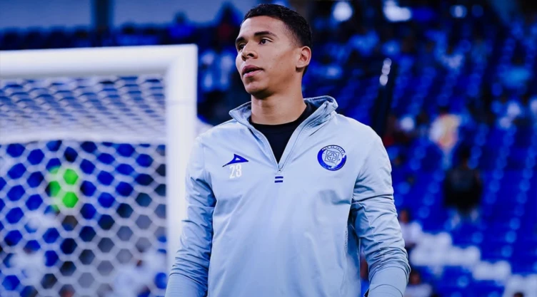 Kevin Mier hará historia con Cruz Azul: el logro que lo acercaría a la leyenda celeste