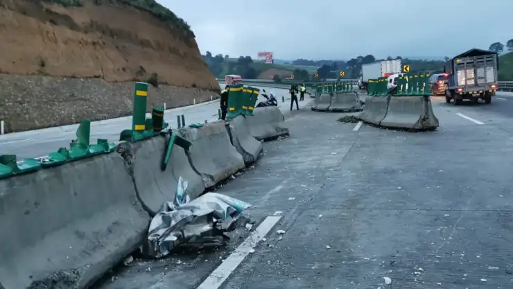 ACCIDENTE-PIPA-MÉXICO-PUEBLA.jpg