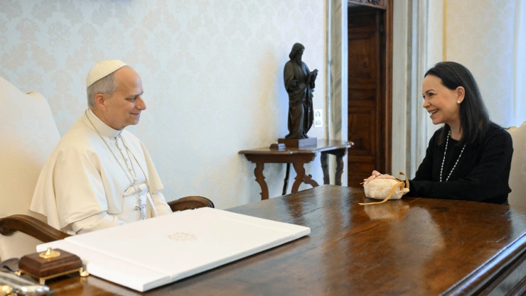 Foto de reunión entre el papa León XIV y María Corina Machado en el vaticano, el 12 de enero de 2026.