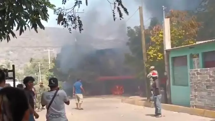 ¡TRAGEDIA! Mueren padre e hijo por explosión de pirotecnia en una casa ¿Cómo ocurrió?