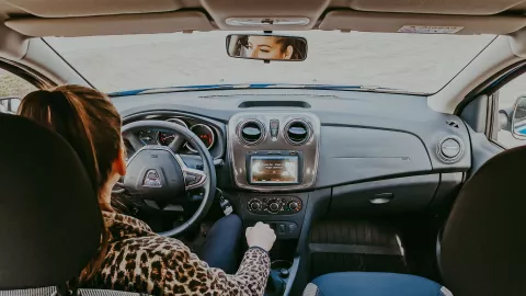 conducir pexels 2.jpg