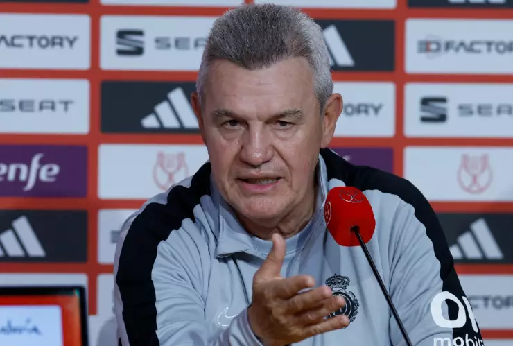 Javier Aguirre en conferencia de prensa con el Mallorca