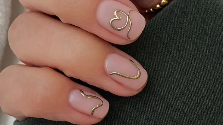 uñas 14 de febrero minimalistas