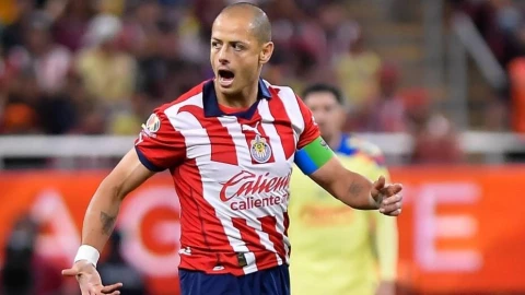 Chicharito confía que Chivas pueda vencer al América en el Estadio Azteca