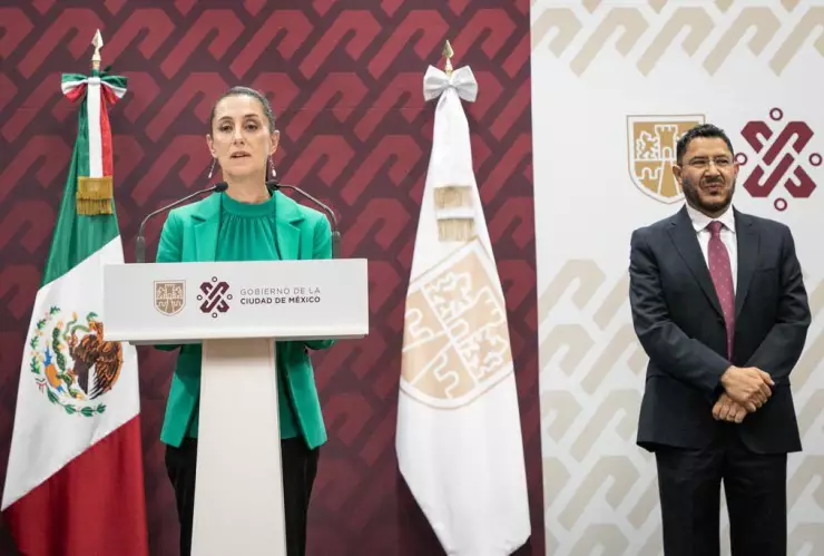 Claudia Sheinbaum da positivo a COVID-19, trabajará a distancia