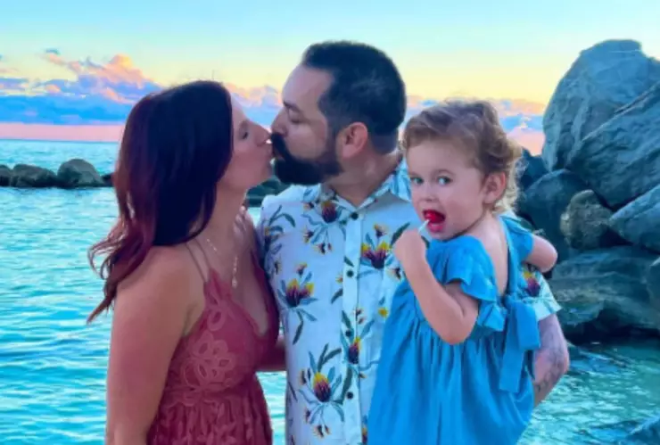 Fallece creador de Food With Bear Hands días después de celebrar su aniversario de bodas