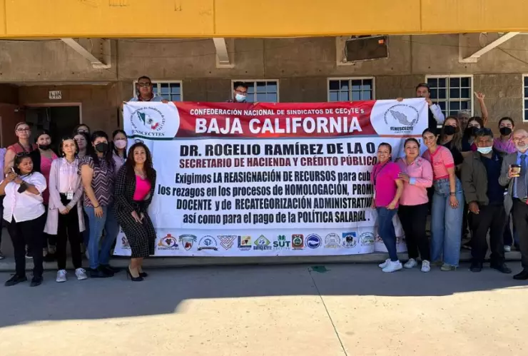 Maestros se van a paro en Tijuana