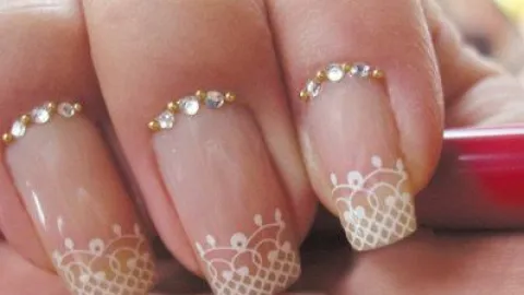 47 diseños de uñas para boda que puedes elegir para ese día especial: o incluso si eres invitada