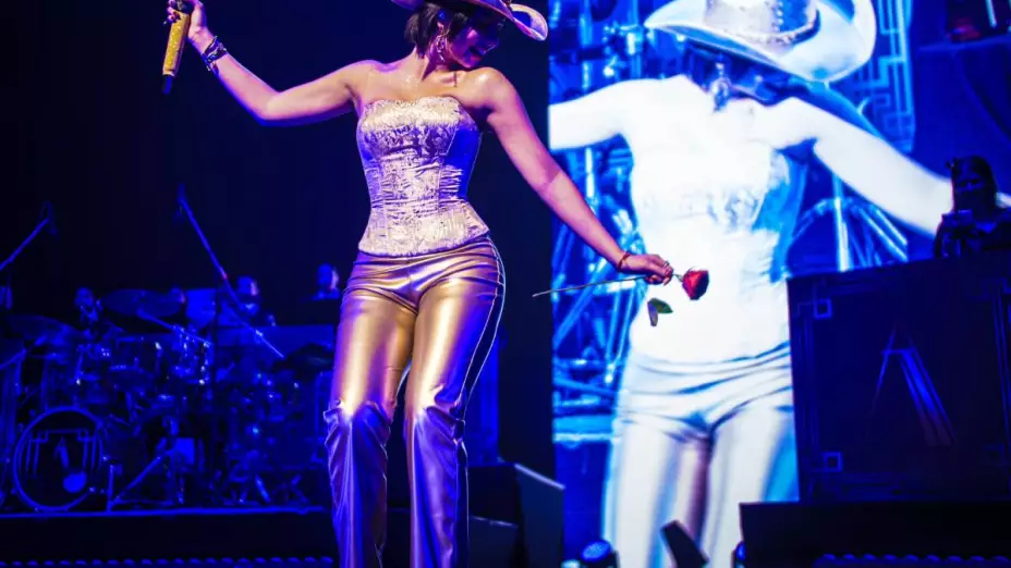 Ángela Aguilar asegura que es la única representante del regional mexicano