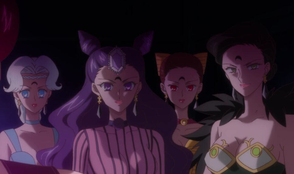 hermanas persecución Sailor Moon Crystal
