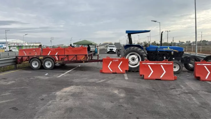 Bloqueo rumbo al AIFA HOY: Alternativas viales por cierre total de ejidatarios