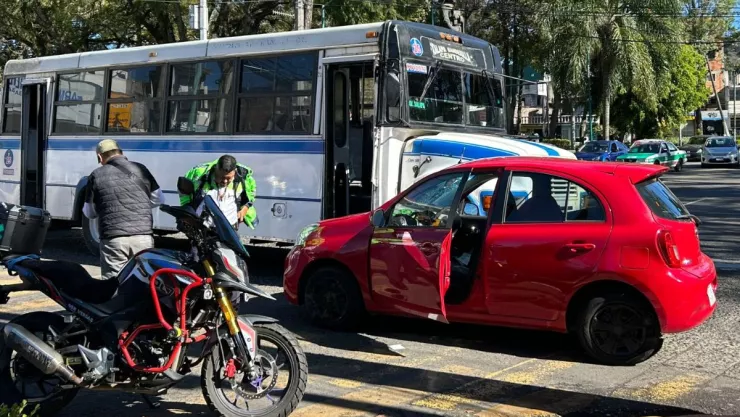 Choque en la avenida Xalapa