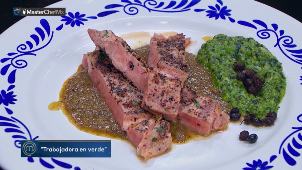 Platillos MasterChef México 2018, trabajadora en verde