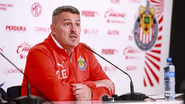 Chivas se queda sin DT previo duelo ante Pumas