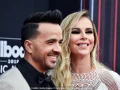 Luis Fonsi y su esposa Agueda López lucieron muy elegantes.