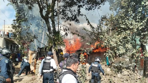 Se incendia vivienda en Xalapa