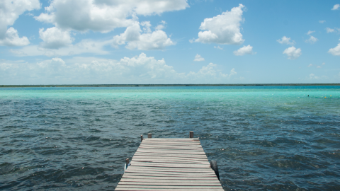 Azteca Quintana Roo Laguna de Bacalar.jpg