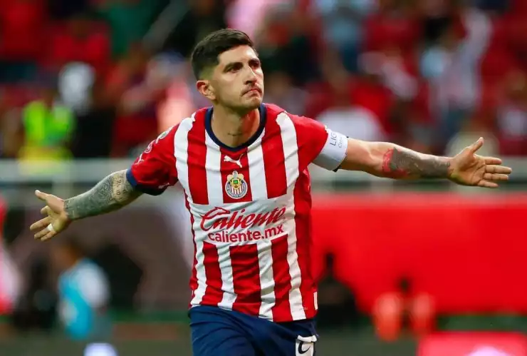 ¿Falta de confianza? Víctor Guzmán habló de su ausencia en Selección