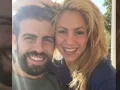 Shakira y Pique sonriendo.jpg