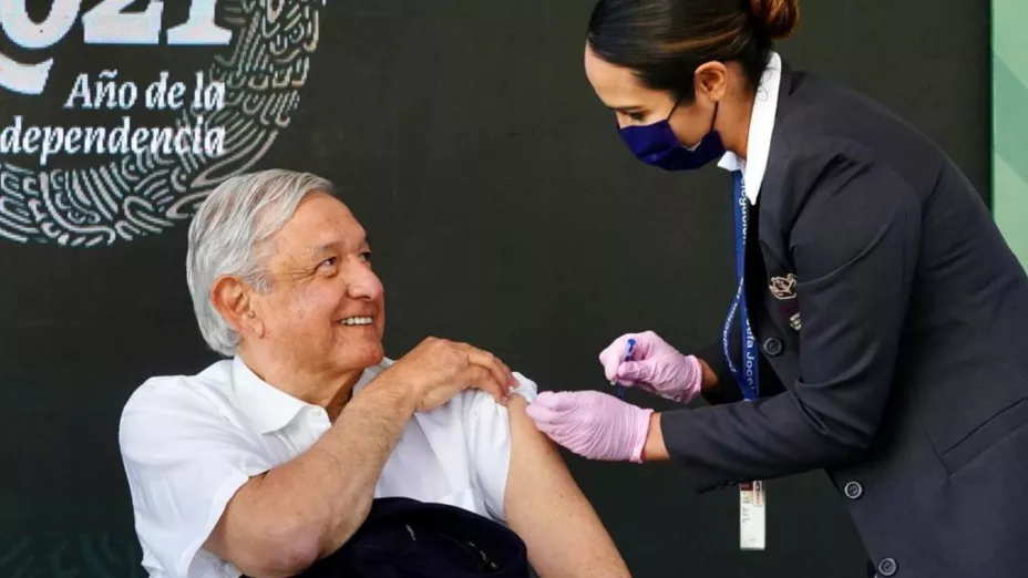 AMLO 7 DIC 2021 VACUNA REFUERZO.jpeg
