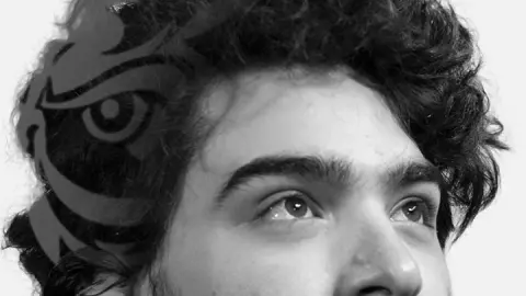 Azules Behind of a Pro