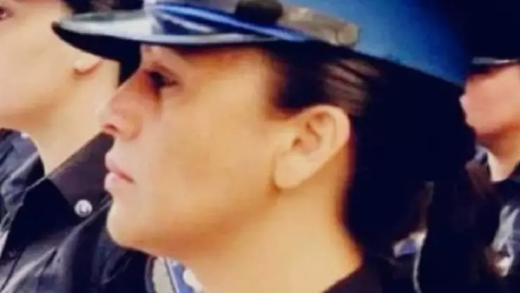 Policía federal es asesinada por su hijo en Argentina.