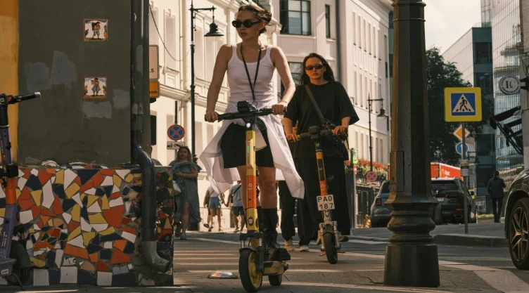 ¿Tienes-scooter-o-bici-eléctrica_-Este-es-el-costo-de-la-licencia-obligatoria-en-CDMX.webp
