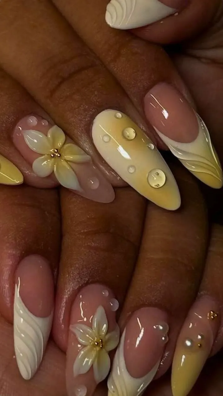 7 modelos de uñas con relieve que te sacarán de apuros si no sabes qué hacerte