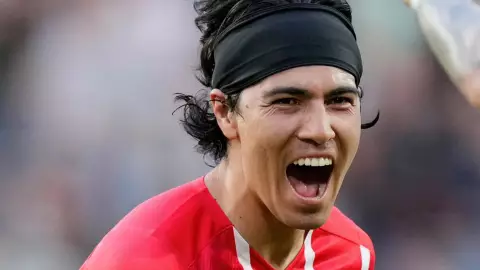 erick guierrez psv james rodriguez