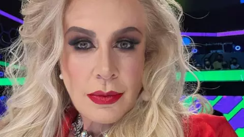 Laura Zapata genera controversia tras muerte de Ernestina Sodi; ¿qué dijo?