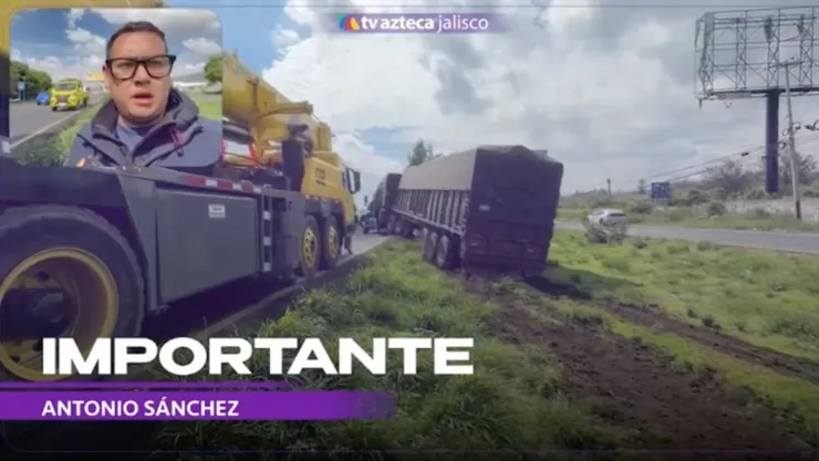 ÚLTIMA HORA | Accidente de tráiler paraliza carretera a Vallarta; filas comienzan desde Periférico