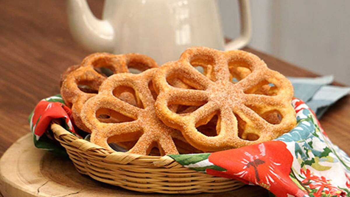 Receta de los tradicionales buñuelos de viento image of Receta de los tradicionales buñuelos de viento