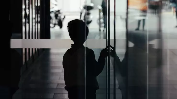 Muere niño de 4 años tras ser brutalmente golpeado por su padrastro